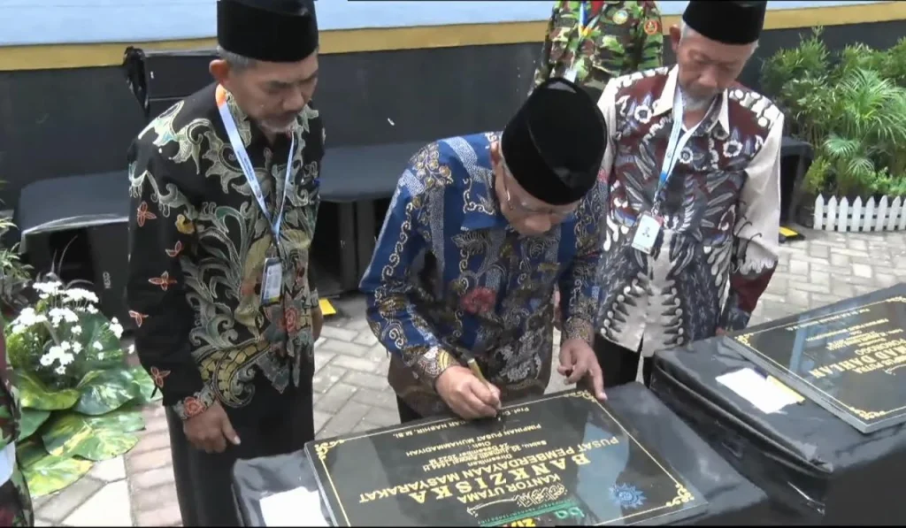Haedar Nashir Tandatangani 5 Prasasti Amal Usaha Muhammadiyah Ponorogo