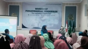 Guru SD Mugeb dan Berlian School Belajar Integrasikan STEM