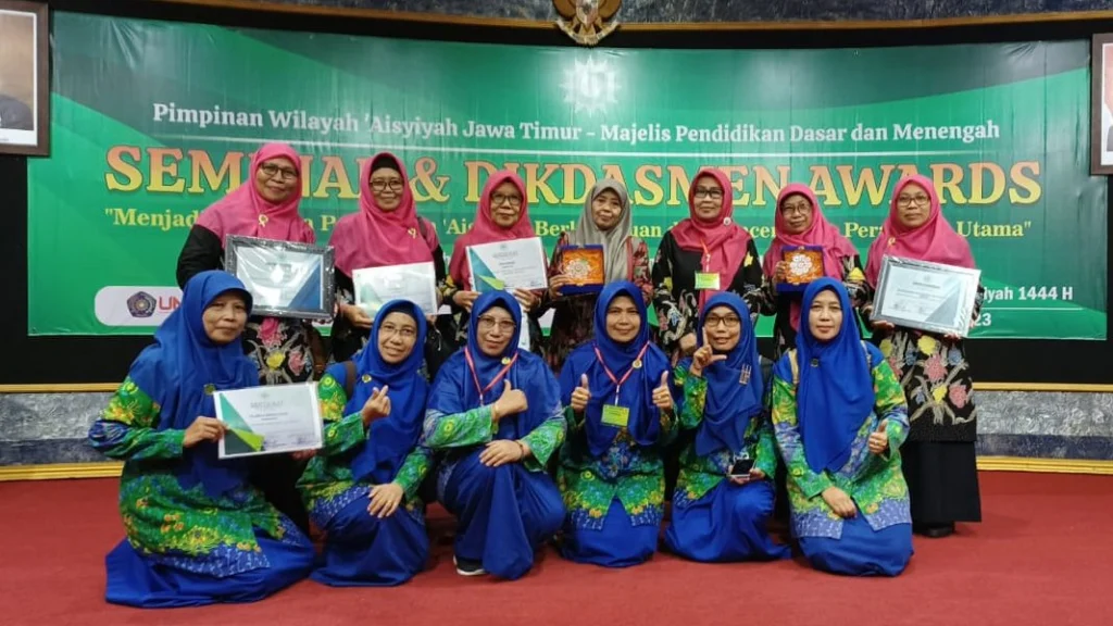 Aisyiyah Gresik Raih 2 Dikdasmen Awards dan Penghargaan Khusus