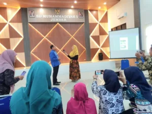 Bukan Khotbah, Workshop Jurnalistik SD Mudisa Bertabur Tugas