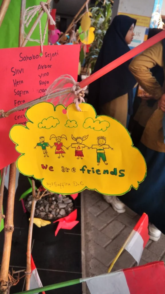 Lomba Kreasi Pohon Literasi SMPM 2 Ponorogo Jadi Ajang Cerita Siswa