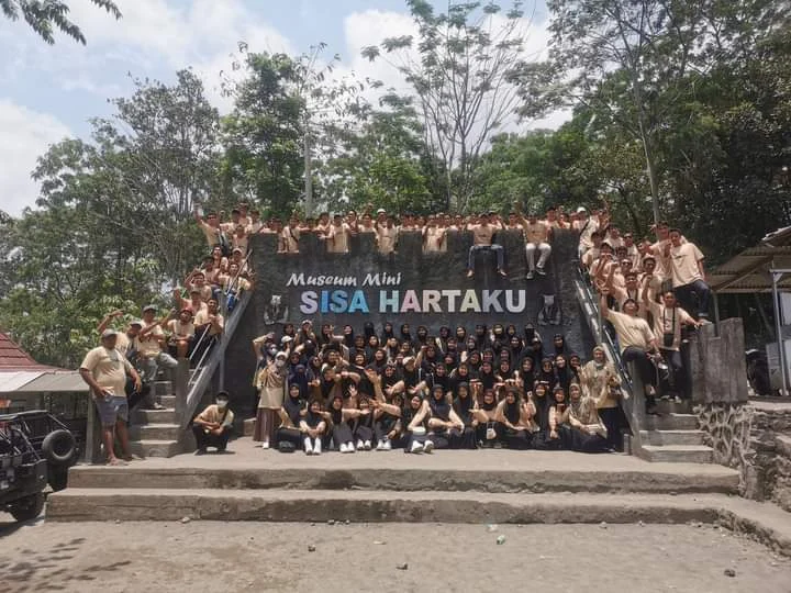 Menilik Sejarah Erupsi Merapi di Museum Mini Sisa Hartaku