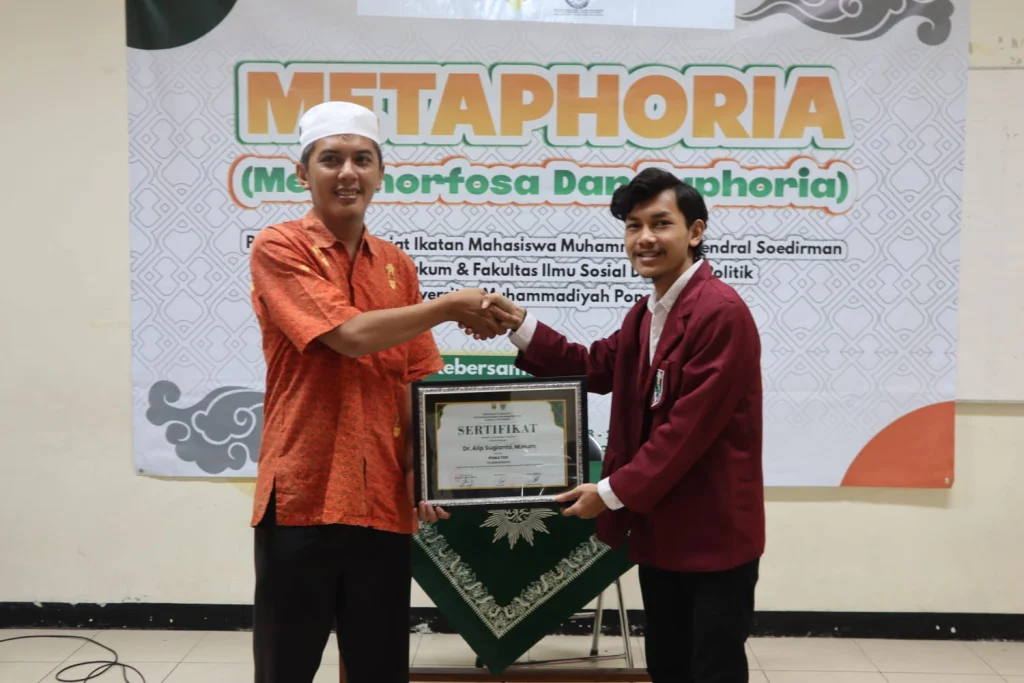 Metaphoria PK IMM Jenderal Soedirman Umpo Kenalkan Sejarah Reog dan Batik