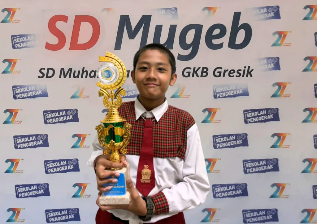 Rendra SD Mugeb Juara Siswa Berprestasi