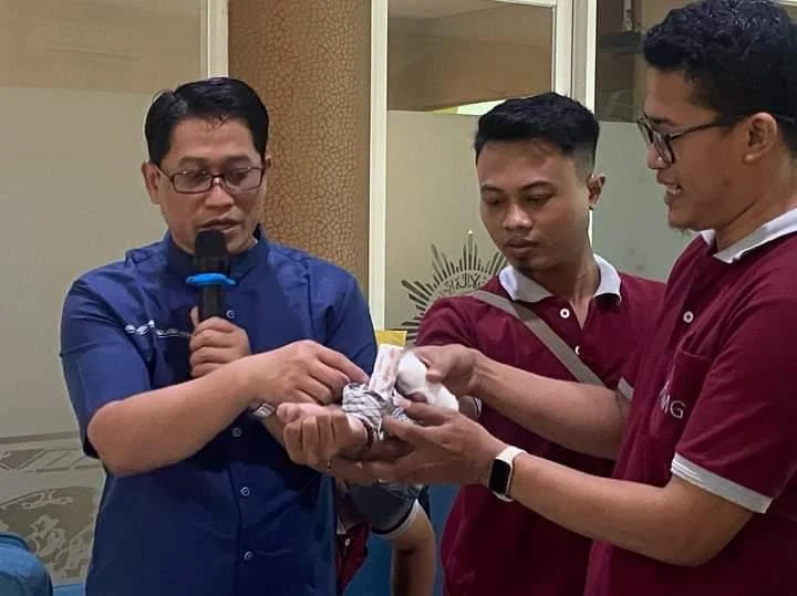 Penanganan Kegawatdaruratan Sehari-hari, Ada Bikin Donat untuk Luka Tusuk