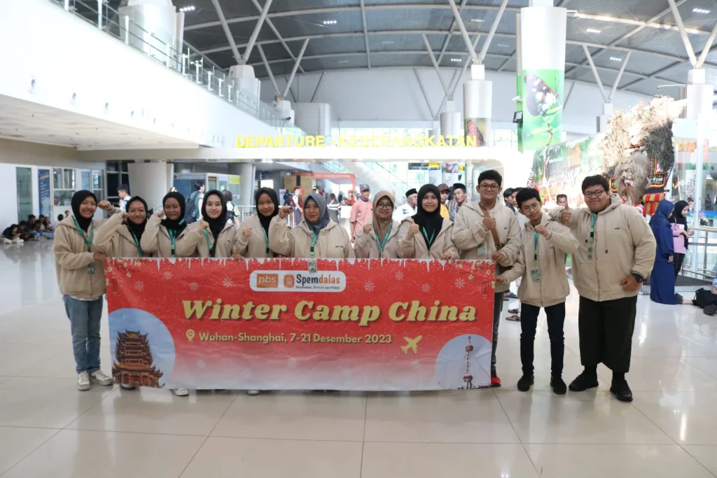 10 Siswa Spemdalas Winter Camp ke Cina