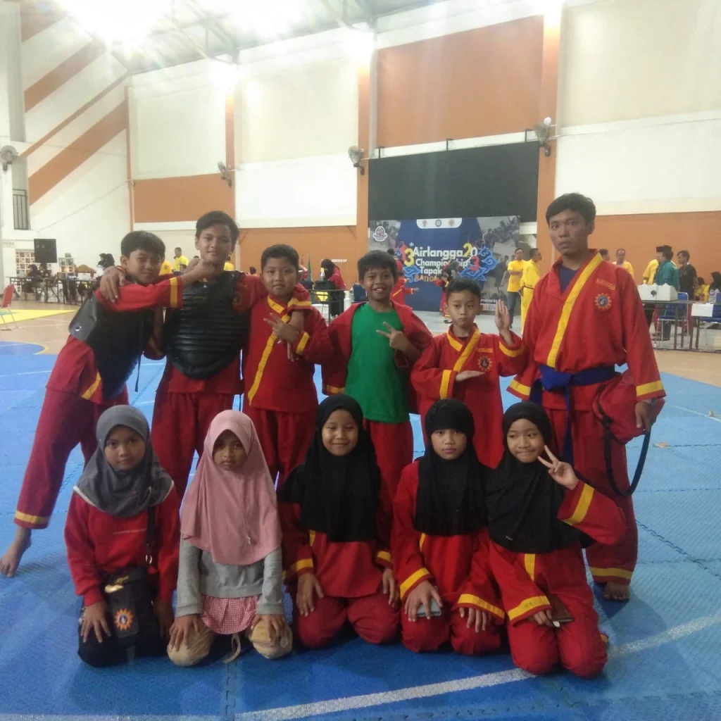 SDMM Raih 10 Medali Airlangga Championship Tapak Suci National Open 2023