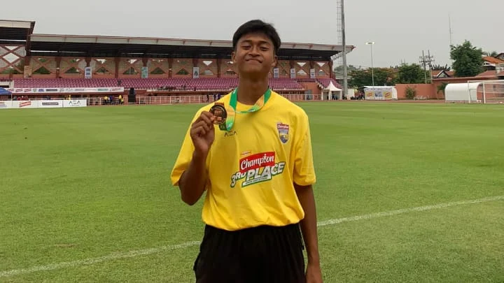 Siswa SMA Muha Genteng Juara Lari 1000 Meter