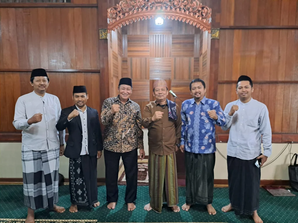 Ngantornya Kepala Sekolah ya di Kantor Bupati