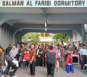 Libur Telah Tiba, Begini Suasana Penjemputan Santri Al Ishlah