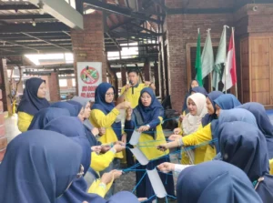 PCNA dan PCPM GKB Latih Kekompakan di Outbound