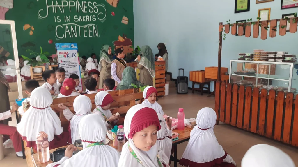 SD Sakri Juara Lomba Pangan Jajanan Anak Usia Sekolah Aman