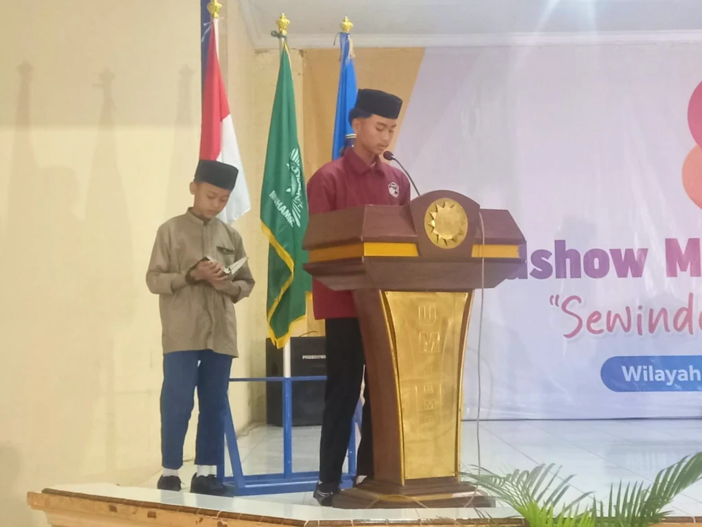 Ayat Beramal Bikin Khidmat Acara Ini