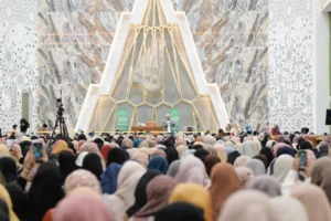 7000 Jamaah Padati Pengajian UAH di Unisa Yogyakarta