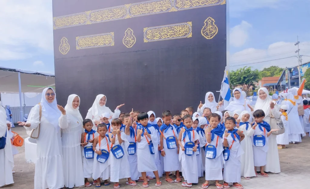 Manasik Haji di WBL, Berwisata Edukasi Juga Religi