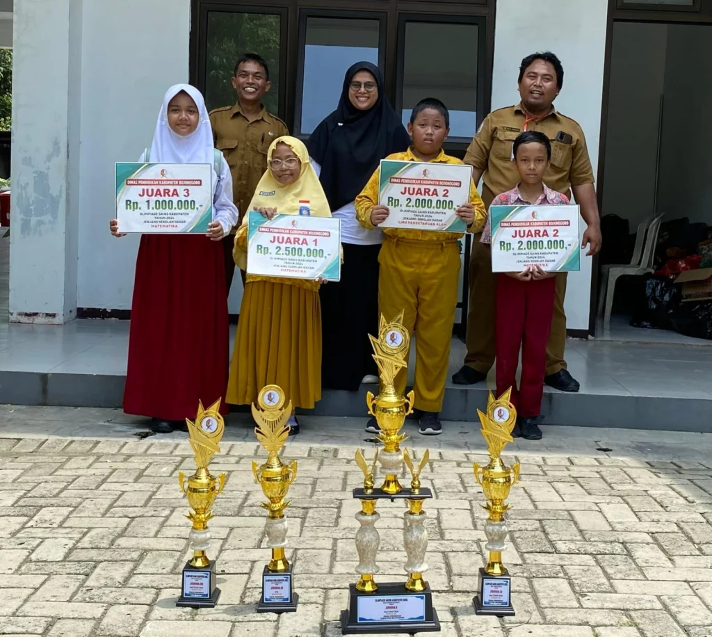 Digigit Kelabang saat Lomba, Siswa SD Mudabo Ini Tetap Raih Juara