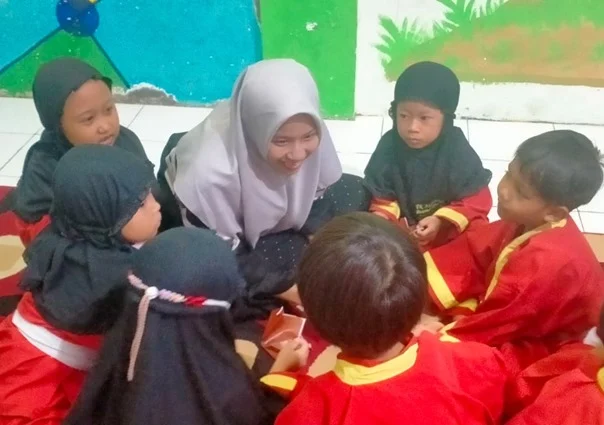 Santri MBS Madinatul Ilmi Smamsatu Mengabdi di TK Aisyiyah 41 Menganti