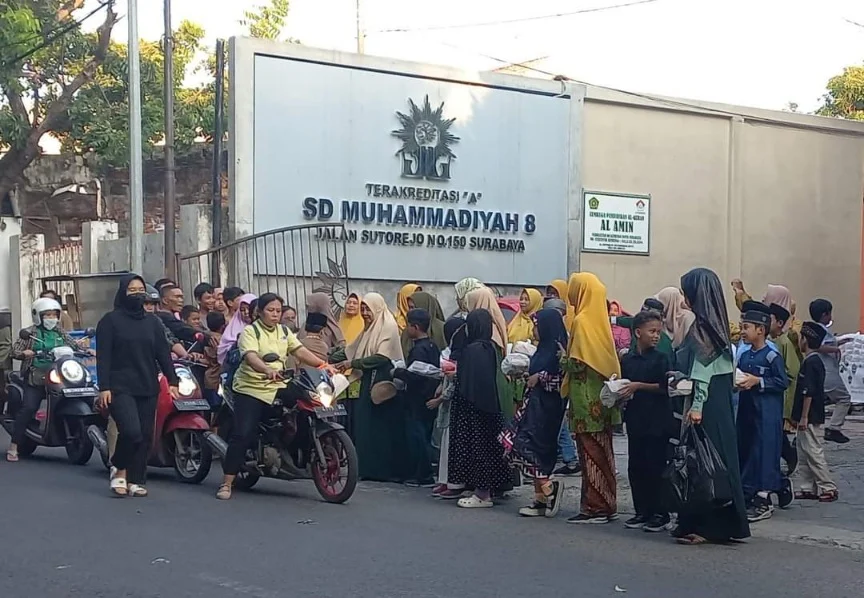 Ludes Setengah Jam, 3300 Paket Takjil PCA Mulyorejo