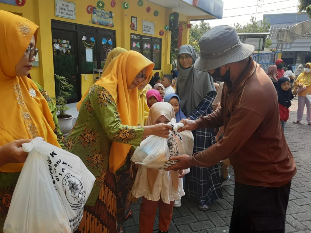 Keluarga Besar Aisyiyah PPI Gelar Bakti Sosial dan Pemeriksaan Kesehatan Gratis