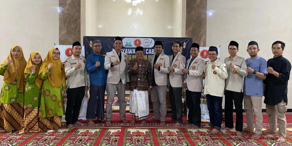 Hayatul Fata bil Ilmi Watuqa di Musycab PCPM Singojuruh