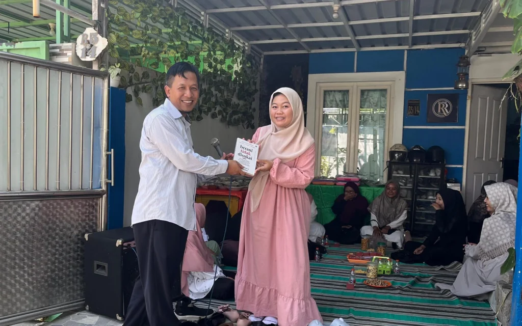 Tidak Mudah Jadi Guru tapi Kita Bisa, dari Halalbihalal SD Mugeb