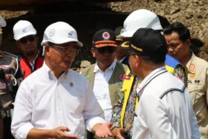 Tol Bocimi Longsor, Menko Muhadjir Minta Maaf