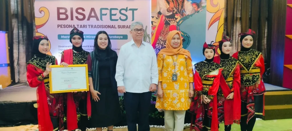 Lima Siswa SD Sakri Tampilkan Tari Remo di Bisafest