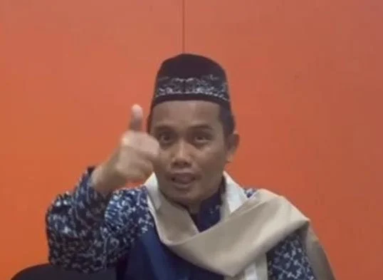 SD Mugeb Berusia 29 Tahun, Ucapan dan Doa Tokoh Berdatangan