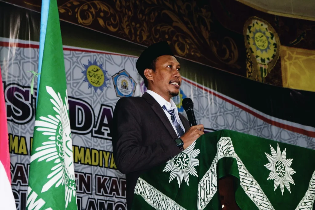 361 Siswa Tingkat SLTA Ponpes Karangasem Diwisuda