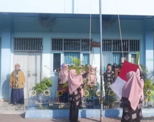 Hardiknas, Kepala SD Mudabo Ajak Doakan Ki Hajar dan Kiai Ahmad Dahlan