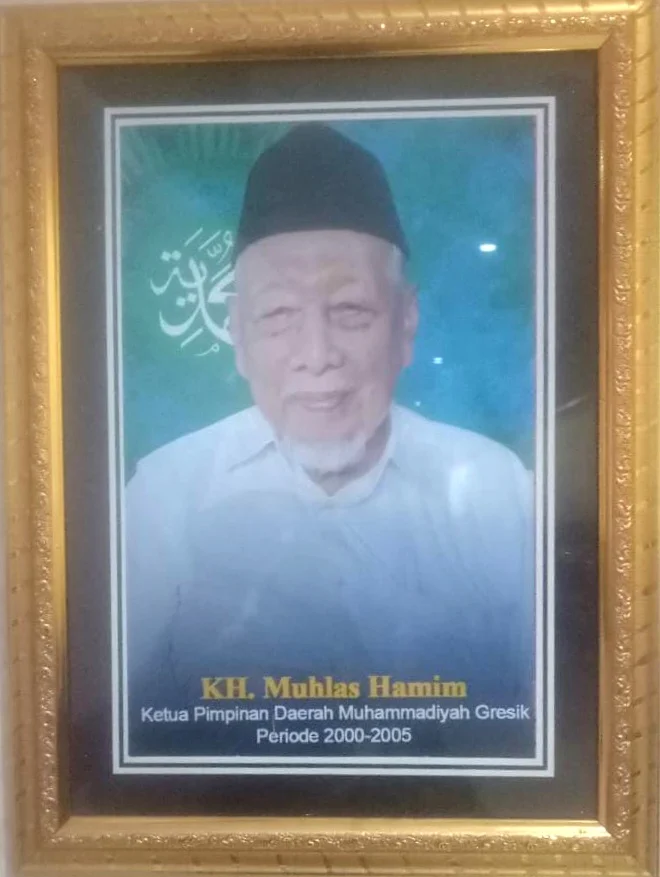KH Muhlas Hamim, Ketua PDM Gresik Periode 2000-2005 Berpulang