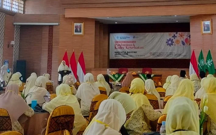 PWNA Jatim Adakan Pelatihan Motivator Pashmina dan Kader Kesehatan