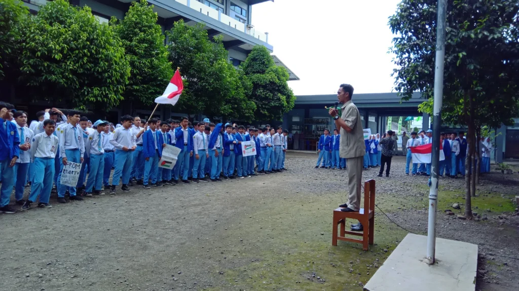 Siswa SMA Muha Genteng Doakan Palestina
