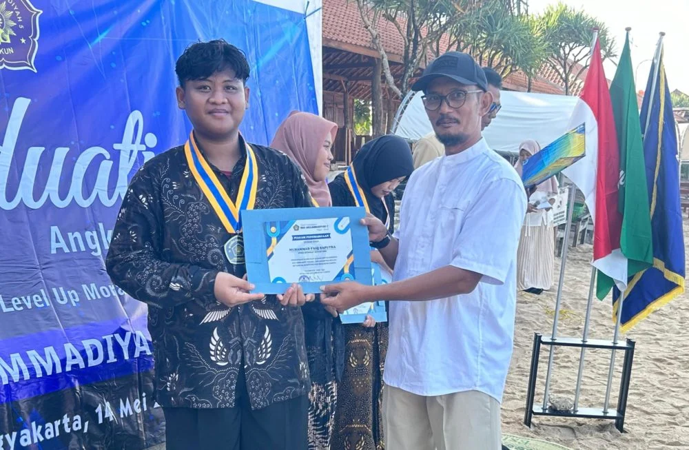 Inilah Wisudawan-wisudawati Berprestasi Smala Dukun