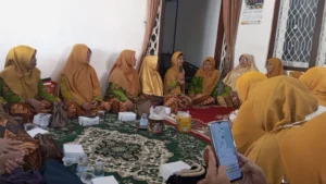 PCA Sidoarjo Anjangsana ke Sesepuh Aisyiyah, Dapat Cerita Tiga Dara