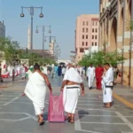 Jamaah Calon Haji Mulai Meninggalkan Madinah Menuju Makkah, Ada yang Berpakaian Biasa