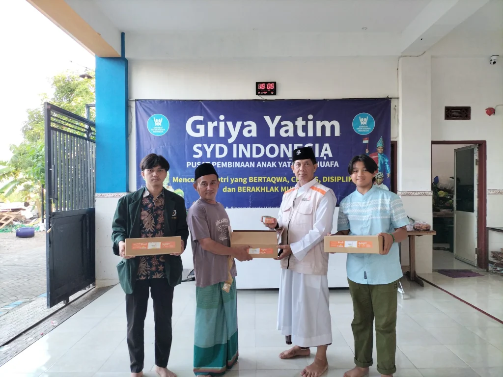 Lazismu Sidoarjo Distribusikan Rendangmu ke Panti Asuhan SYD