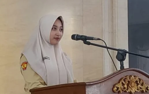 Kader Ulama Perempuan Smamda Tausiah di Mimbar Masjid An-Nur