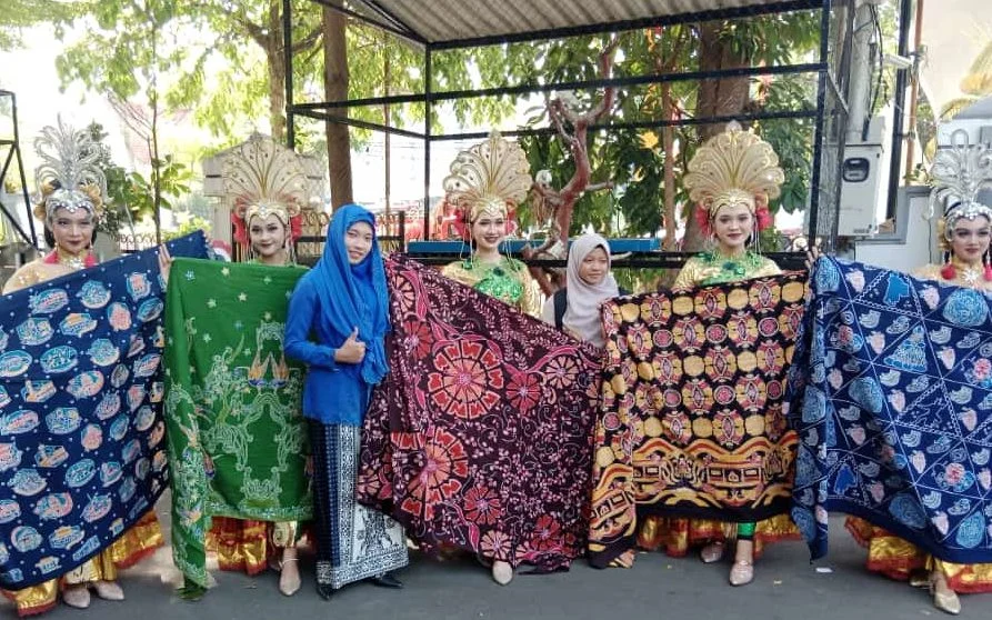 Dua Motif Batik Guru Smamda Sidoarjo Jadi Ikonik Surabaya