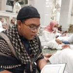 Kisah Ega Berhaji Menggantikan Almarhum Ayahnya