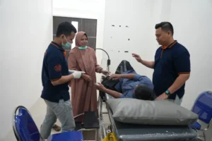 Milad Perdana, RSU Unmuh Jember Beri Khitan dan USG Gratis untuk Dhuafa