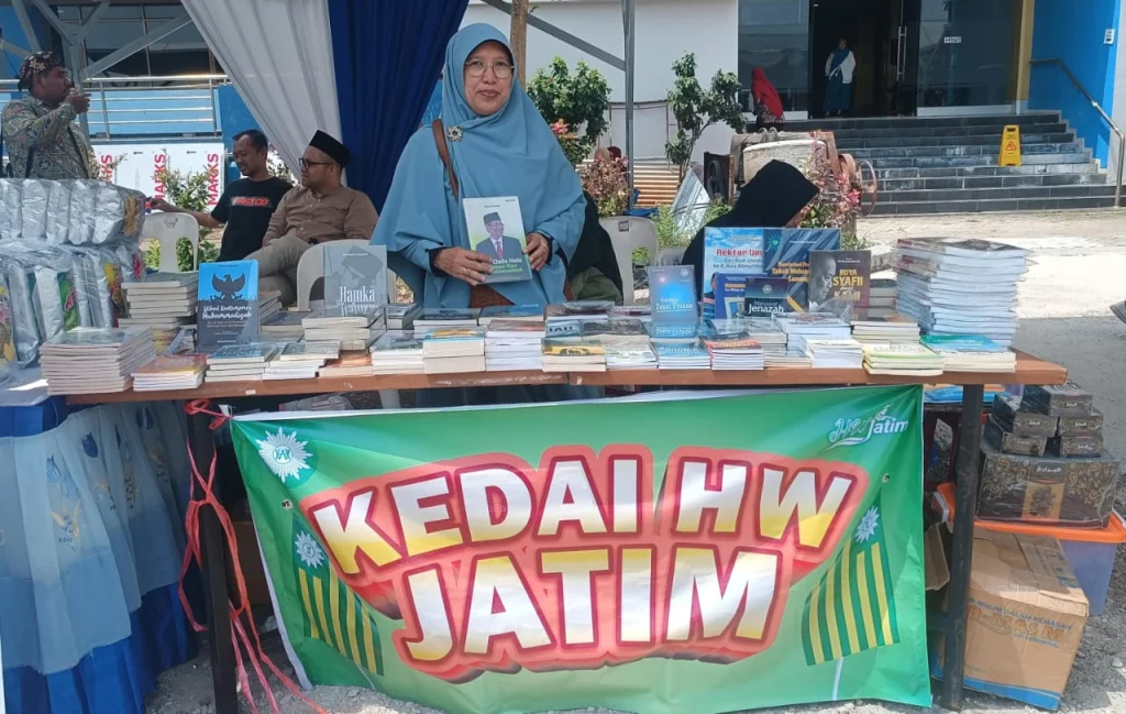 Beragam Stand Bazar Semarakkan Kajian Ramadan 1446 H