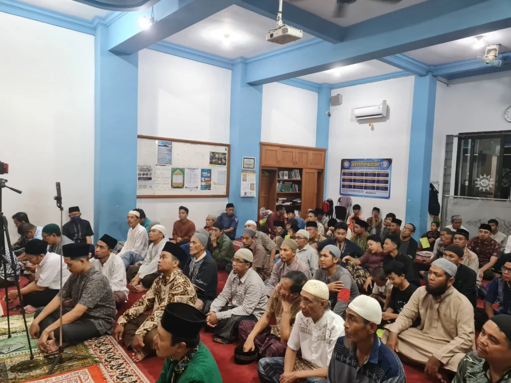 Syaikh Abdul Gani Jamal Bawa Pesan Persaudaraan dari Palestina di Safari Ramadan Lazismu PDM Sidoarjo