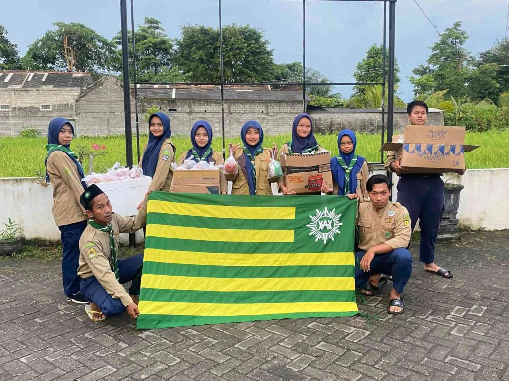 Iftar Under The Stars: Dewan Sughli Daerah HW Kabupaten Blitar Pererat Silaturahmi dengan Berbagi Takjil