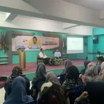 Guru dan Karyawan SD Mumtaz Tadabbur Surat Al-Maidah di Bulan Ramadan