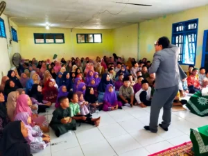 Suasana Haru dan Isak Tangis Warnai Sesi Hypnotherapy di Halalbihalal SD Mutu Kagumi