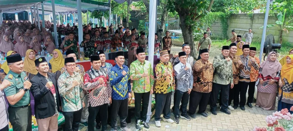 800 Guru dan Karyawan  Meriahkan Halalbihalal Foskam di SD Sakri
