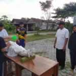 Menguak Rahasia Ketenangan Jiwa: Kisah Praktik Memandikan Jenazah Murid SMP Muhammadiyah 1 Blitar