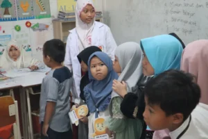Inovatif Walking Tour Meriahkan MPLS Hari Kedua Sekolah Inovatif Jagir