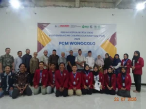 PCM Wonocolo Terima KKN Pengembangan Cabang-Ranting UM Surabaya